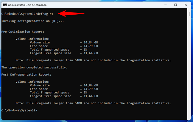 Rularea comenzii defrag pentru a face trim unui SSD sau a defragmenta un HDD