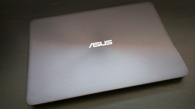 ASUS ZenBook UX305UA, ultrabook, performante, autonomie, review