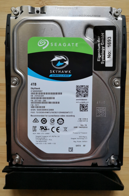 Seagate Skyhawk HDD