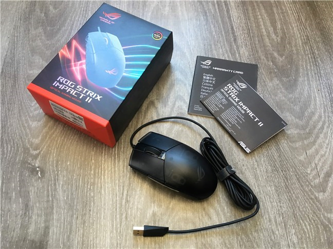 ASUS ROG Strix Impact II: Conținutul cutiei