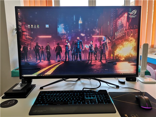 Monitorul de gaming ASUS ROG Swift PG43U