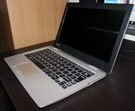 Toshiba, Cloudbook, Satellite CL10-B, Windows 8.1, recenzie, performanță