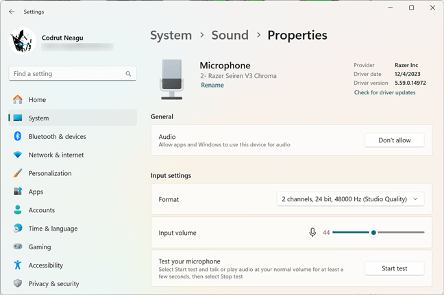 ProprietÄƒÈ›ile lui Razer Seiren V3 Chroma Ã®n Windows 11