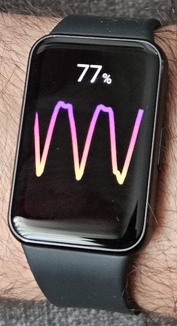 Samsung Galaxy Fit3 mÄƒsurÃ¢ndu-mi pulsul