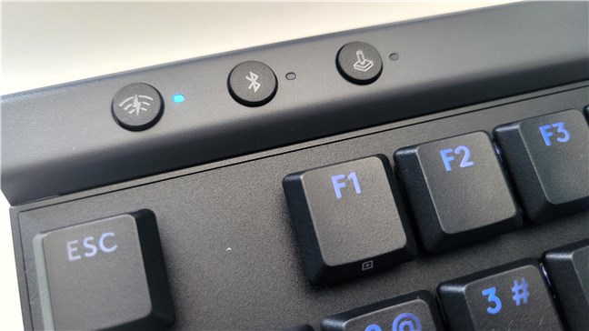 Butoanele suplimentare de pe Logitech G515 LIGHTSPEED TKL