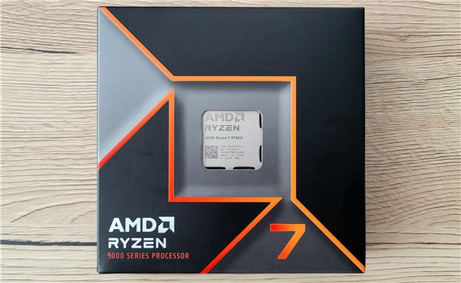 Cutia lui AMD Ryzen 7 9700X