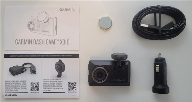 Accesoriile incluse Ã®n pachetul cu Garmin Dash Cam X310