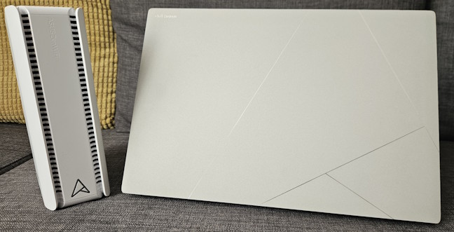 Am testat ASUS ZenWiFi BQ16 folosind un ASUS Zenbook S 16