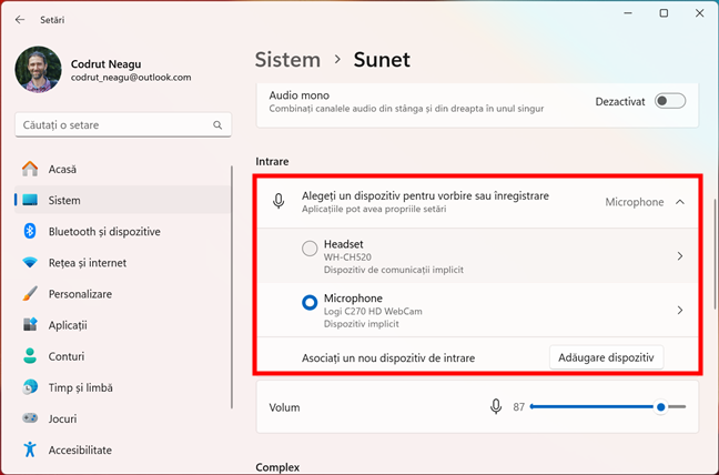 Microfoanele conectate