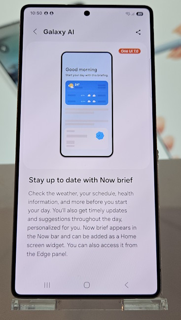 Galaxy AI vine cu funcÈ›ia Now brief