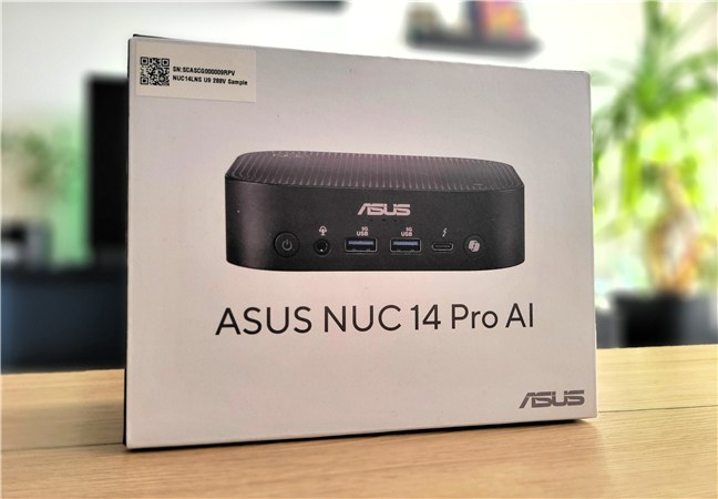 Ambalajul lui ASUS NUC 14 Pro AI aratÄƒ excelent