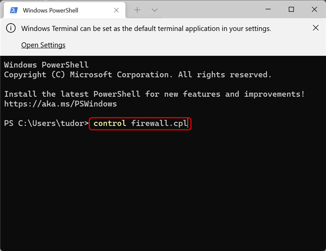 Fereastra Windows Defender Firewall poate fi deschisÄƒ È™i cu ajutorul programelor de linie de comandÄƒ