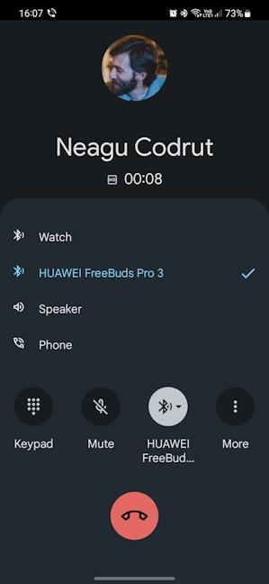 Preluarea unui apel cu HUAWEI FreeBuds Pro 3