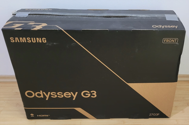 Cutia Ã®n care vine Samsung 27" G35TF Odyssey