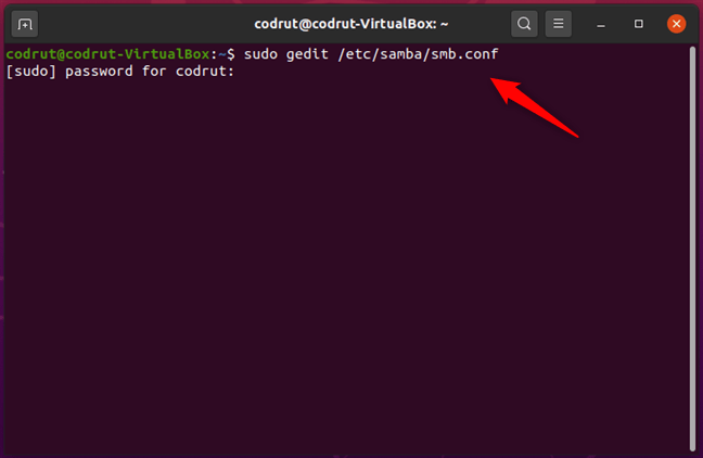 Executarea comenzii sudo gedit /etc/samba/smb.conf Ã®n Terminal