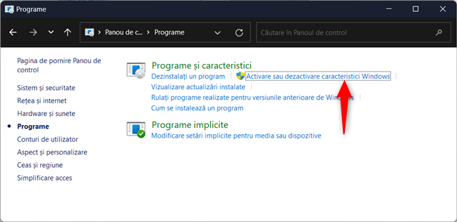 ÃŽn Panoul de control, cautÄƒ Activare sau dezactivare caracteristici Windows